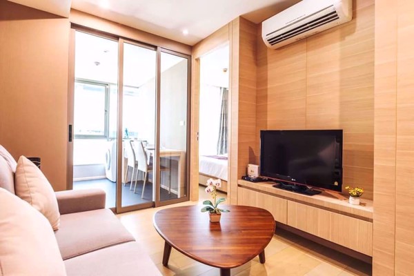 รูปภาพ 1 bed Condo in Klass Condo Silom Silom Sub District C08704