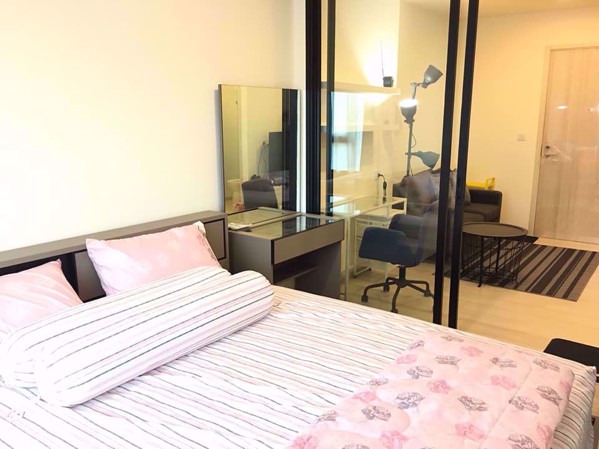 Picture of 1 bed Condo in Life Asoke Huai Khwang District C08725