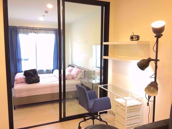 Picture of 1 bed Condo in Life Asoke Huai Khwang District C08725