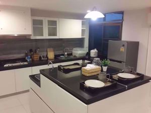 รูปภาพ 3 bed House in Baan Sansiri Sukhumvit 67  Phrakhanongnuea Sub District H05331