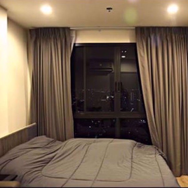 รูปภาพ Studio bed Condo in Ideo Sathorn - Thaphra Bukkhalo Sub District C08737