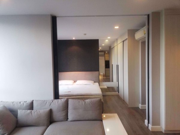 รูปภาพ 1 bed Condo in The Room Sukhumvit 40 Phra Khanong Sub District C08777