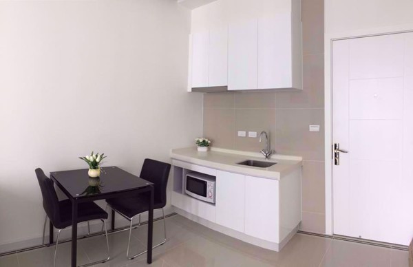 รูปภาพ 1 bed Condo in T.C. Green Huai Khwang Sub District C08817