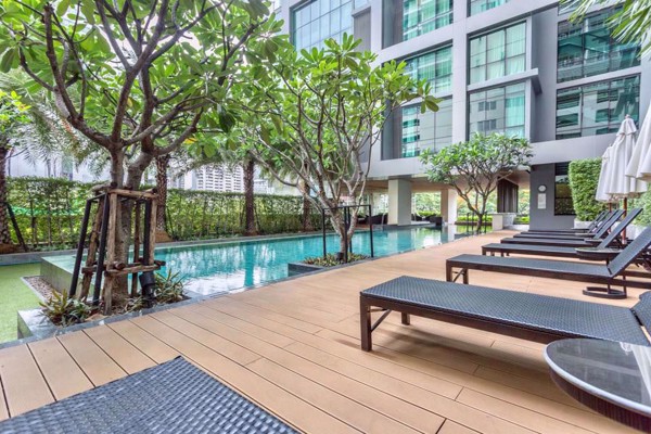 Picture of 1 bed Condo in The Room Sukhumvit 21 Khlong Toei Nuea Sub District C08833