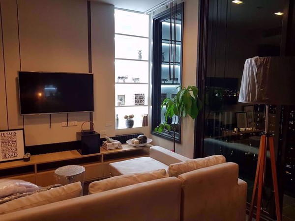 รูปภาพ 2 bed Condo in Edge Sukhumvit 23 Khlong Toei Nuea Sub District C08866