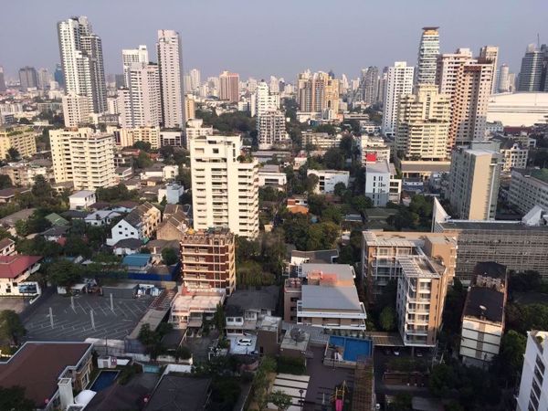 Picture of 1 bed Condo in Edge Sukhumvit 23 Khlong Toei Nuea Sub District C08872