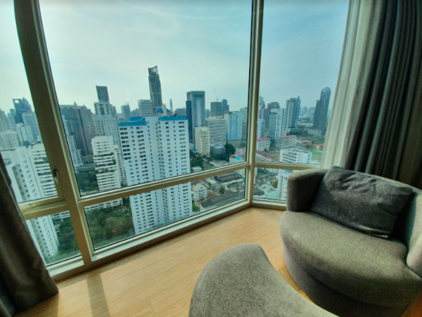 รูปภาพ 3 bed Condo in Royce Private Residences Watthana District C08902