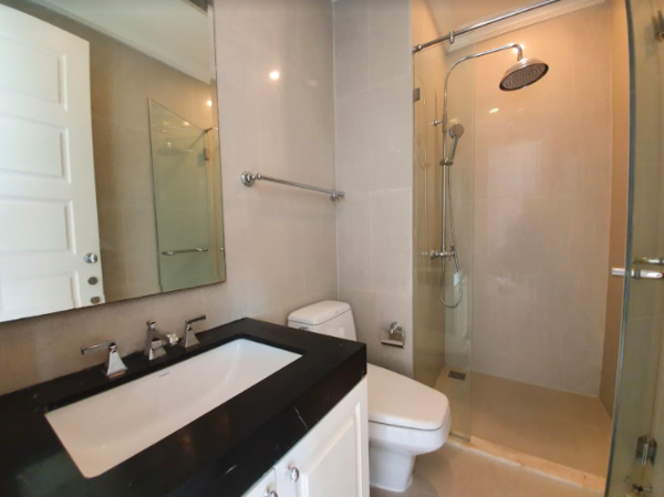 รูปภาพ 3 bed Condo in Royce Private Residences Watthana District C08902