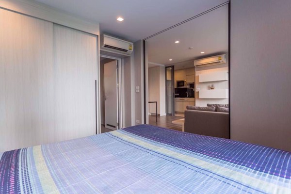 Picture of 1 bed Condo in The Room Sukhumvit 40 Phra Khanong Sub District C08919