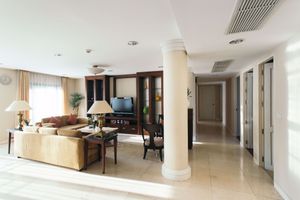 Picture of 4 bed Condo in Baan Thomson Residence Bang Na District C08938