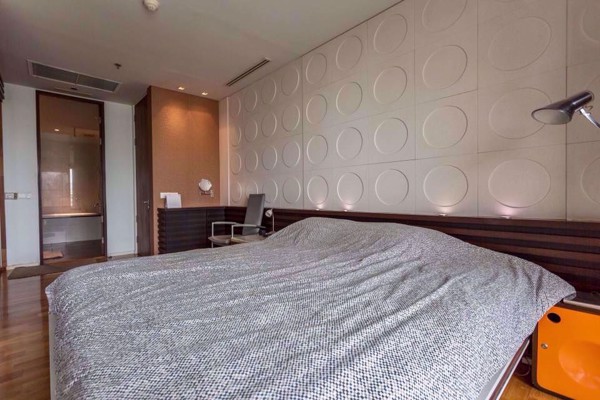 Picture of 2 bed Condo in The Lakes Khlongtoei Sub District C08971