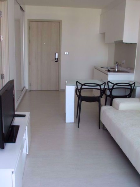 Picture of 1 bed Condo in Rhythm Sukhumvit 42 Phra Khanong Sub District C08988