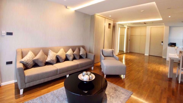 รูปภาพ 2 bed Condo in Raya Serviced Apartment Khlong Toei Nuea Sub District C09009