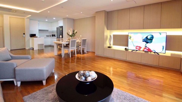 รูปภาพ 2 bed Condo in Raya Serviced Apartment Khlong Toei Nuea Sub District C09009