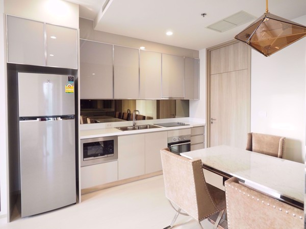 Picture of 2 bed Condo in Noble Ploenchit Lumphini Sub District C09036