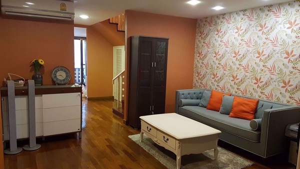 Picture of 2 bed Duplex in Supalai Place Condominium Khlong Tan Nuea Sub District D09016