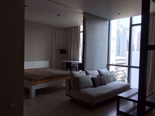 รูปภาพ 1 ห้องนอน Condo ในโครงการ The Room Sukhumvit 21 Khlong Toei Nuea Sub District C09066