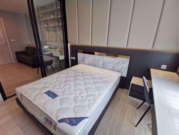 Picture of 1 bed Condo in Life Asoke Huai Khwang District C09090