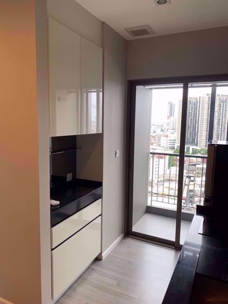 Picture of 1 bed Condo in The Room Sathorn-St.Louis Thung Wat Don Sub District C09120