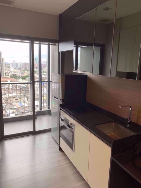 Picture of 1 bed Condo in The Room Sathorn-St.Louis Thung Wat Don Sub District C09120