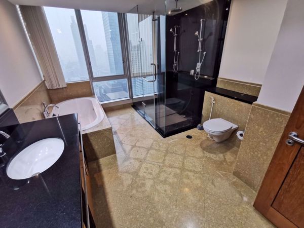 Picture of 3 bed Condo in Ascott Sky Villas Sathorn Yan Nawa Sub District C09162