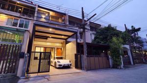 Picture of 5 bed House  Khlong Tan Nuea Sub District H05348