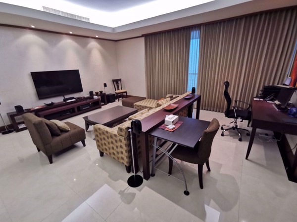 Picture of 3 bed Condo in Ascott Sky Villas Sathorn Yan Nawa Sub District C09181