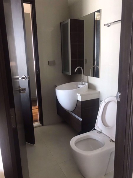 Picture of 2 bed Condo in Sky Walk Condominium Watthana District C09190