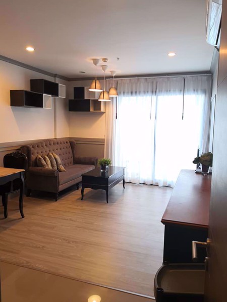 Picture of 1 bed Condo in The Vertical Aree Samsennai Sub District C09231