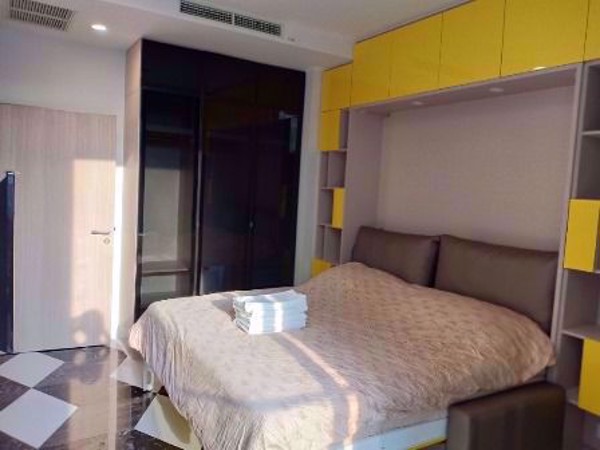 รูปภาพ 2 bed Condo in Noble Ploenchit Lumphini Sub District C09242