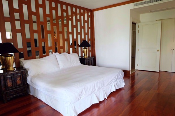 Picture of 3 bed Condo in Pimarn Mansion Thungmahamek Sub District C09335