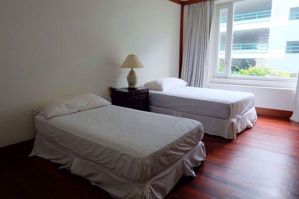 Picture of 3 bed Condo in Pimarn Mansion Thungmahamek Sub District C09335