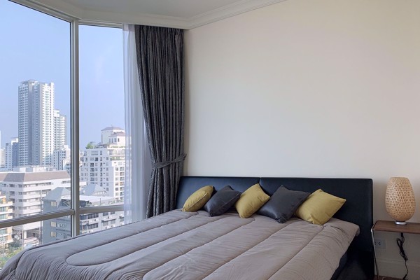 รูปภาพ 2 bed Condo in Royce Private Residences Khlong Toei Nuea Sub District C09368