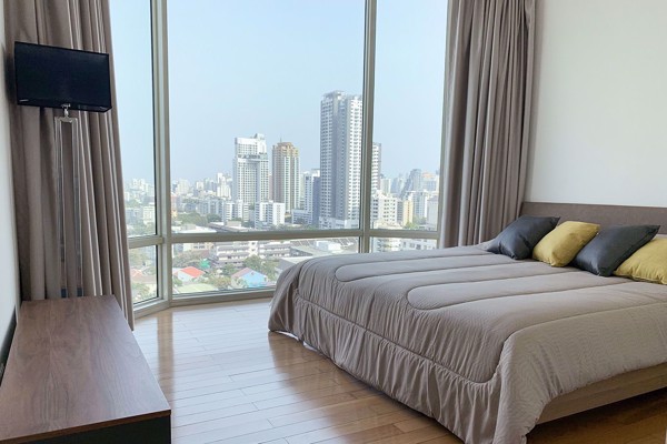 Picture of 2 bed Condo in Royce Private Residences Khlong Toei Nuea Sub District C05899