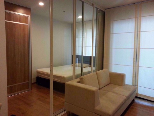 Picture of 1 bed Condo in The Vertical Aree Samsennai Sub District C09372