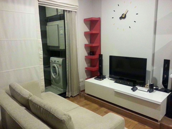 Picture of 1 bed Condo in The Vertical Aree Samsennai Sub District C09372