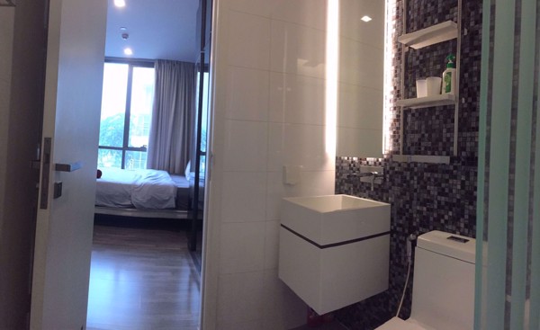 รูปภาพ 1 bed Condo in The Room Sukhumvit 69 Phra Khanong Sub District C09377