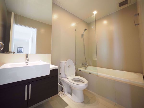 รูปภาพ 1 bed Condo in Noble Solo Khlong Tan Nuea Sub District C09384