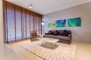 รูปภาพ 2 bed Condo in The Lofts Ekkamai Phrakhanongnuea Sub District C09392