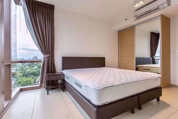 รูปภาพ 2 bed Condo in The Lofts Ekkamai Phrakhanongnuea Sub District C09392