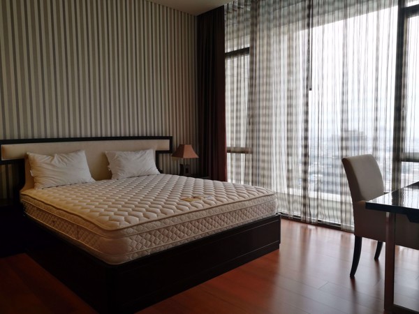 Picture of 3 bed Condo in The Sukhothai Residences Thungmahamek Sub District C09412