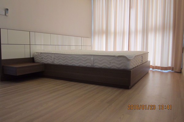 Picture of 2 bed Condo in Sky Walk Condominium Phrakhanongnuea Sub District C09432