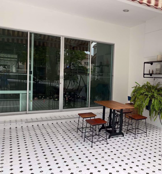 Picture of 3 bed House in Baan Klang Muang Urbanion Sukhumvit 113  Samrong Nuea Sub District H05358