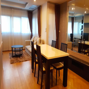 Picture of 1 bed Condo in Sathorn Gardens Thungmahamek Sub District C09530