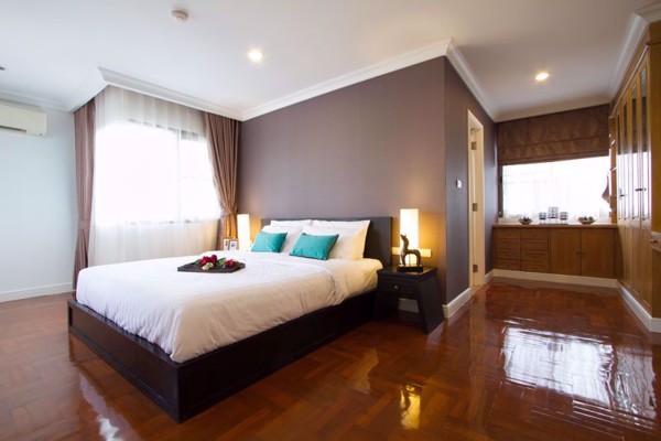 รูปภาพ 3 bed Condo in Baan Sawasdee Khlong Tan Nuea Sub District C09548