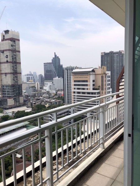 Picture of 2 bed Condo in Baan Siri Silom Silom Sub District C09564