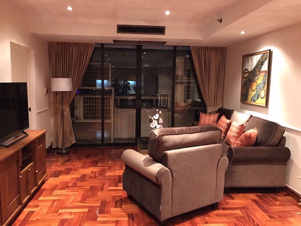 Picture of 2 bed Condo in Las Colinas Khlong Toei Nuea Sub District C09615