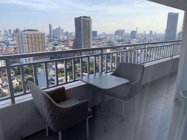 รูปภาพ 2 bed Condo in Sathorn Park Place Thungmahamek Sub District C09634