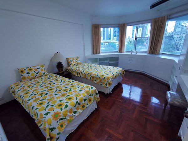 Picture of 3 bed Condo in Kanta Mansion Khlongtan Sub District C09688