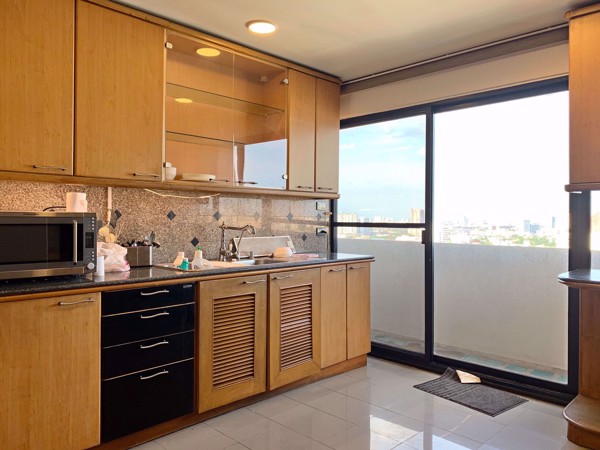 รูปภาพ 3 ห้องนอน Condo ในโครงการ Casa Viva Khlong Tan Nuea Sub District C09692